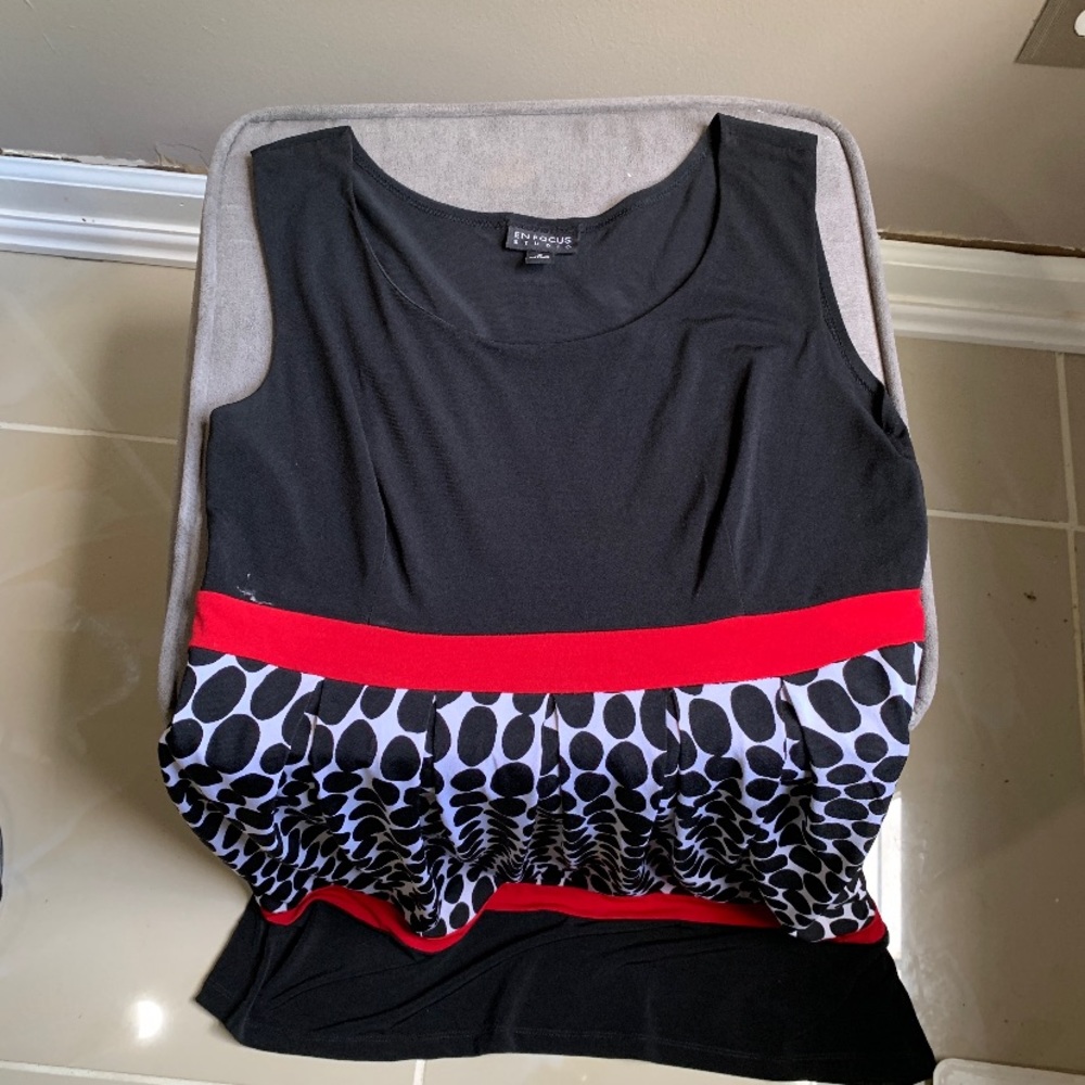 Dress - Picture 3 of 3